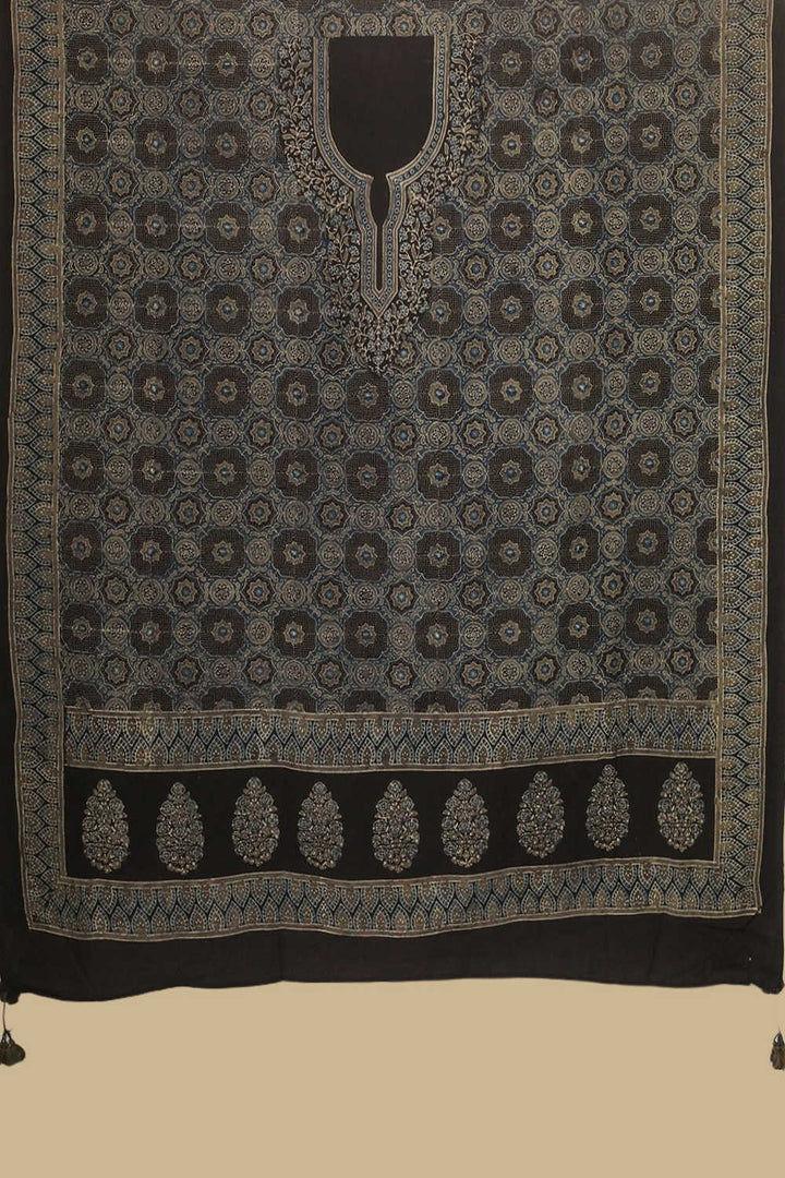 Ajrak Kaftan Fabric - Matkatus 