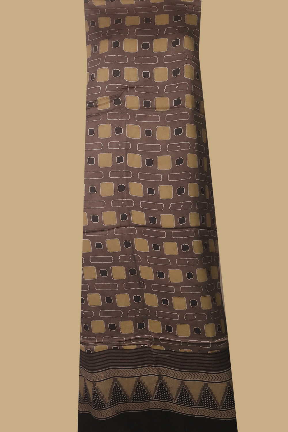 Ajrak Suits - Matkatus