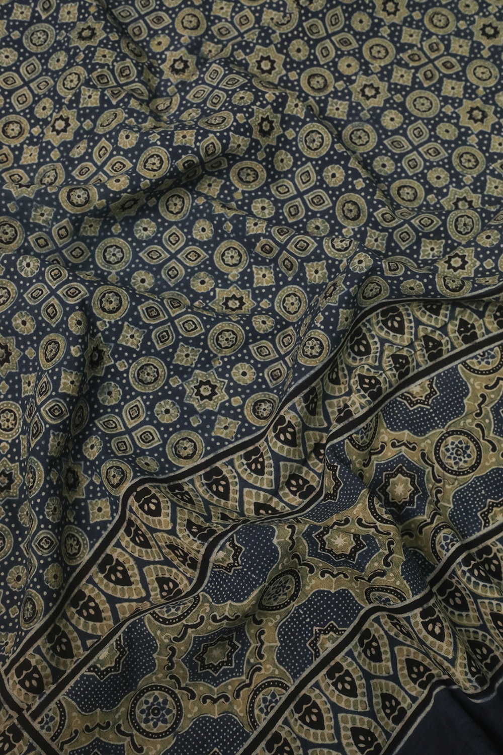 Ajrak Kaftan Fabric - Matkatus 