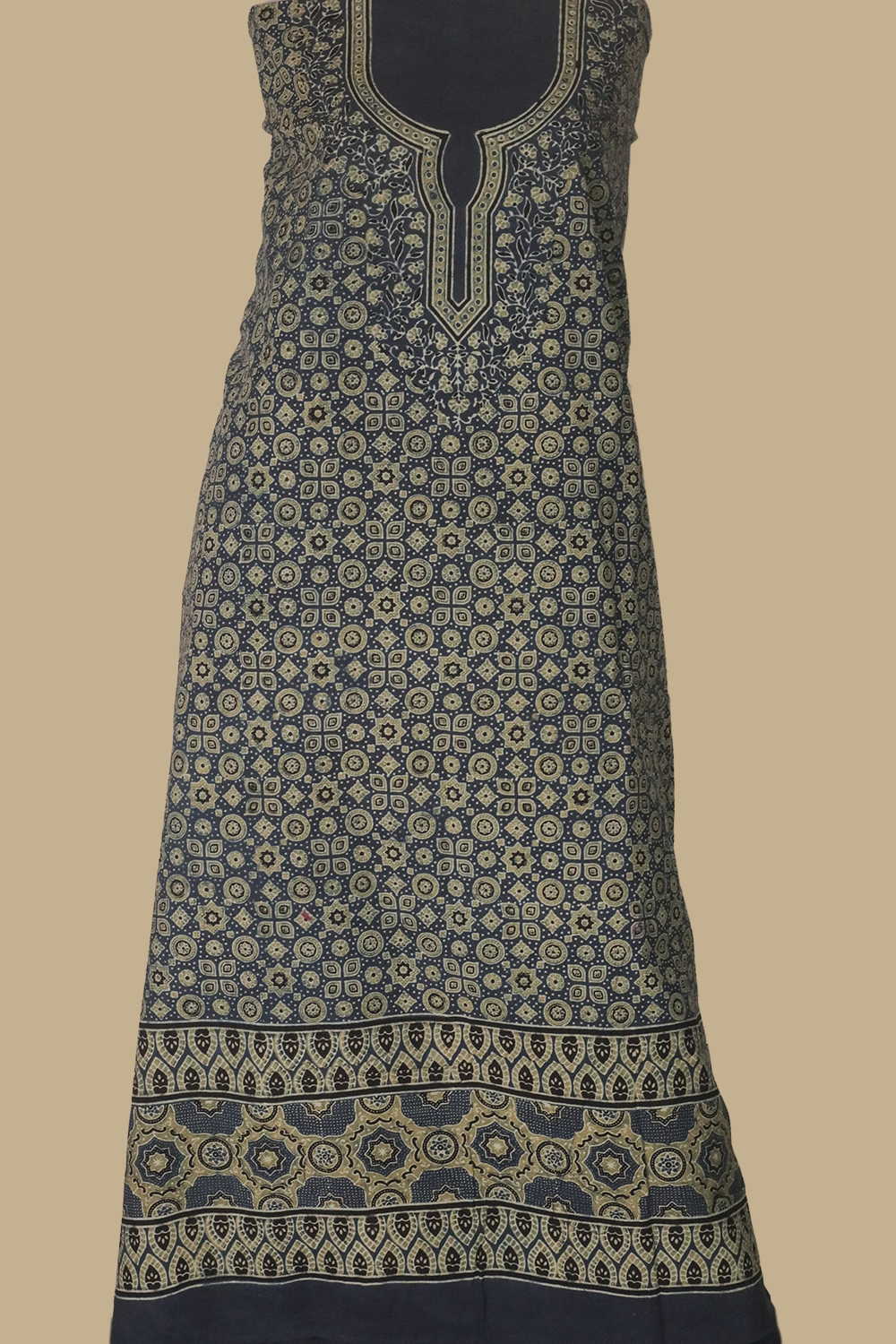 Ajrak Kaftan - Matkatus 