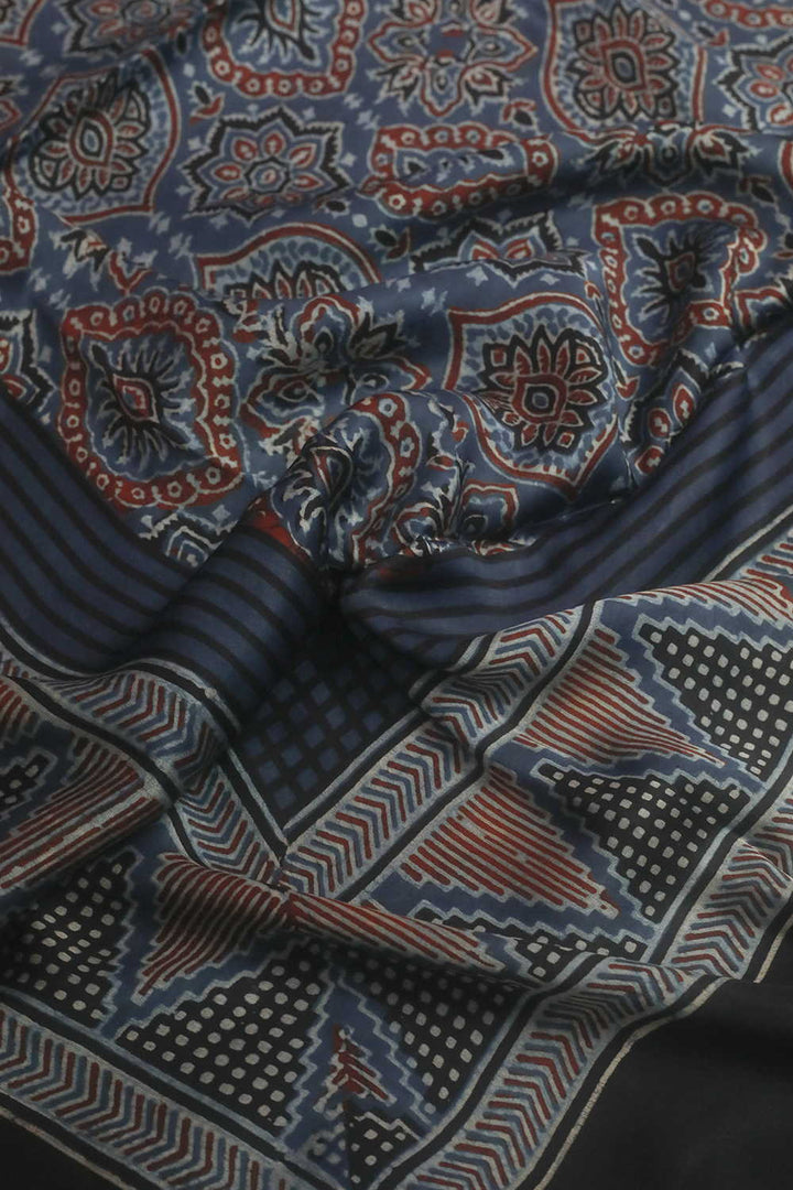 Ajrak Kaftan - Matkatus