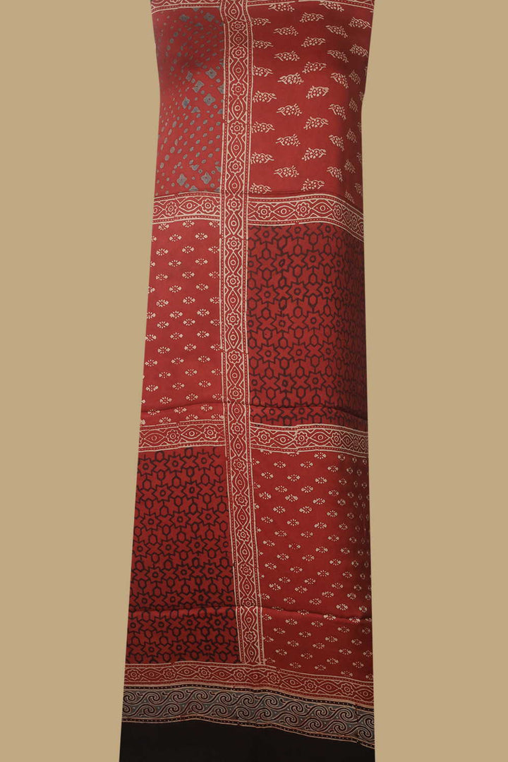 Ajrak Suits - Matkatus
