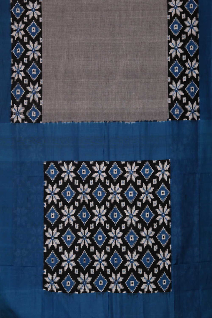 Ikat Saree - Matkatus 