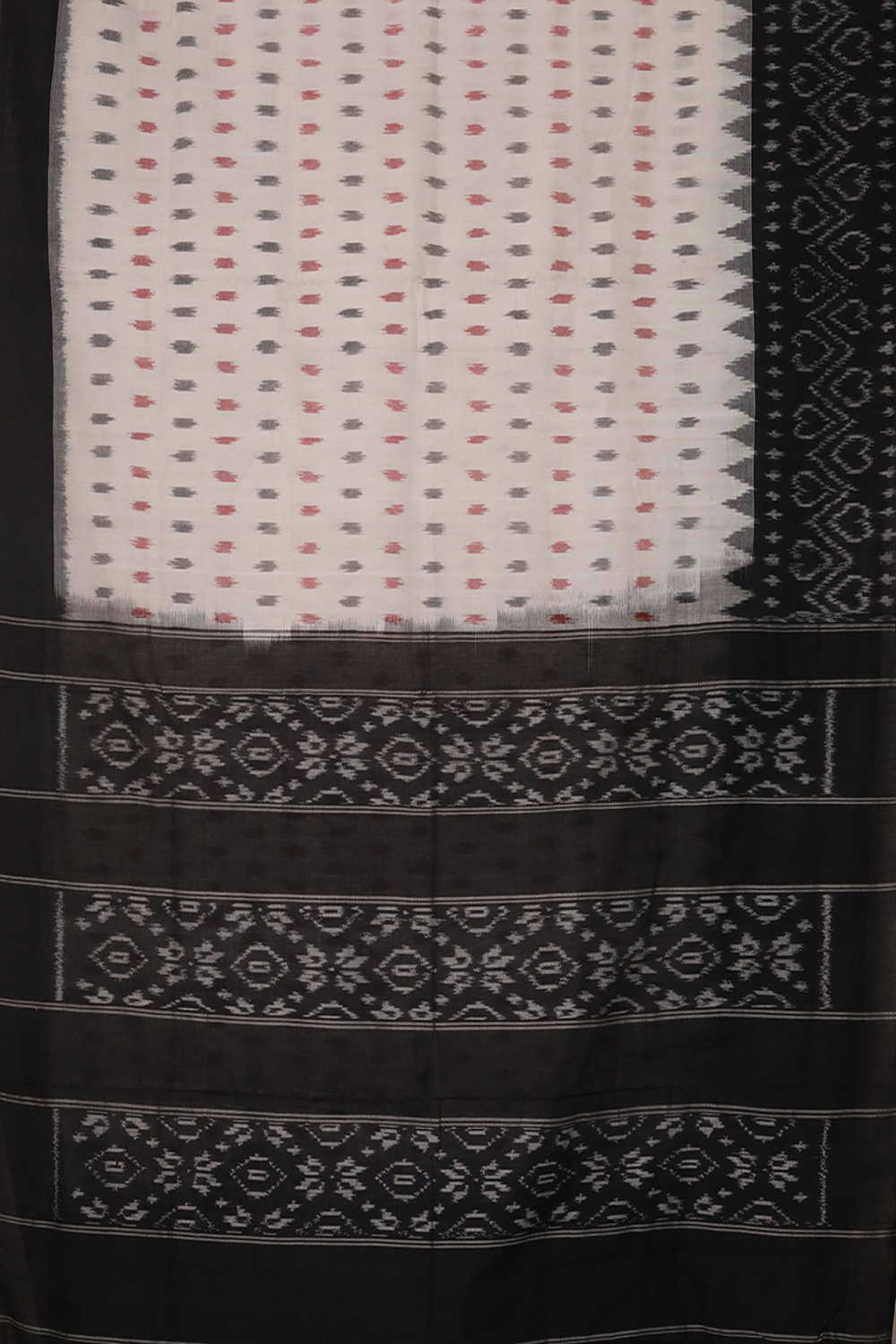 Ikat Saree - Matkatus 
