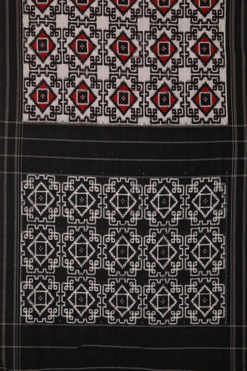 Ikat Saree - Matkatus 