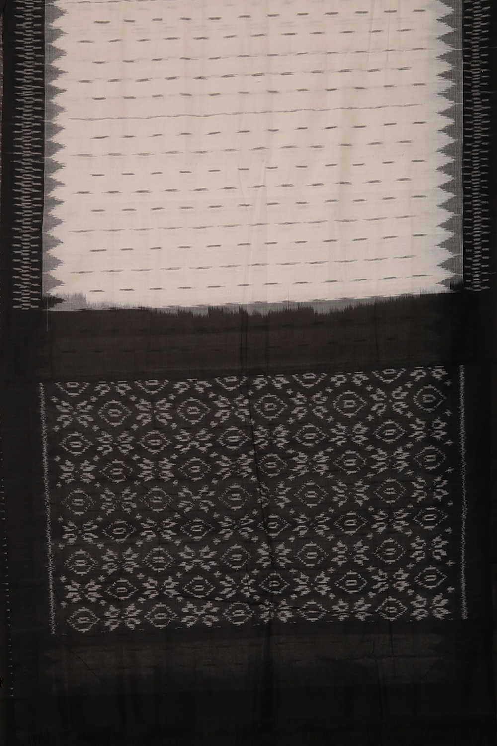 Ikat Saree - Matkatus 