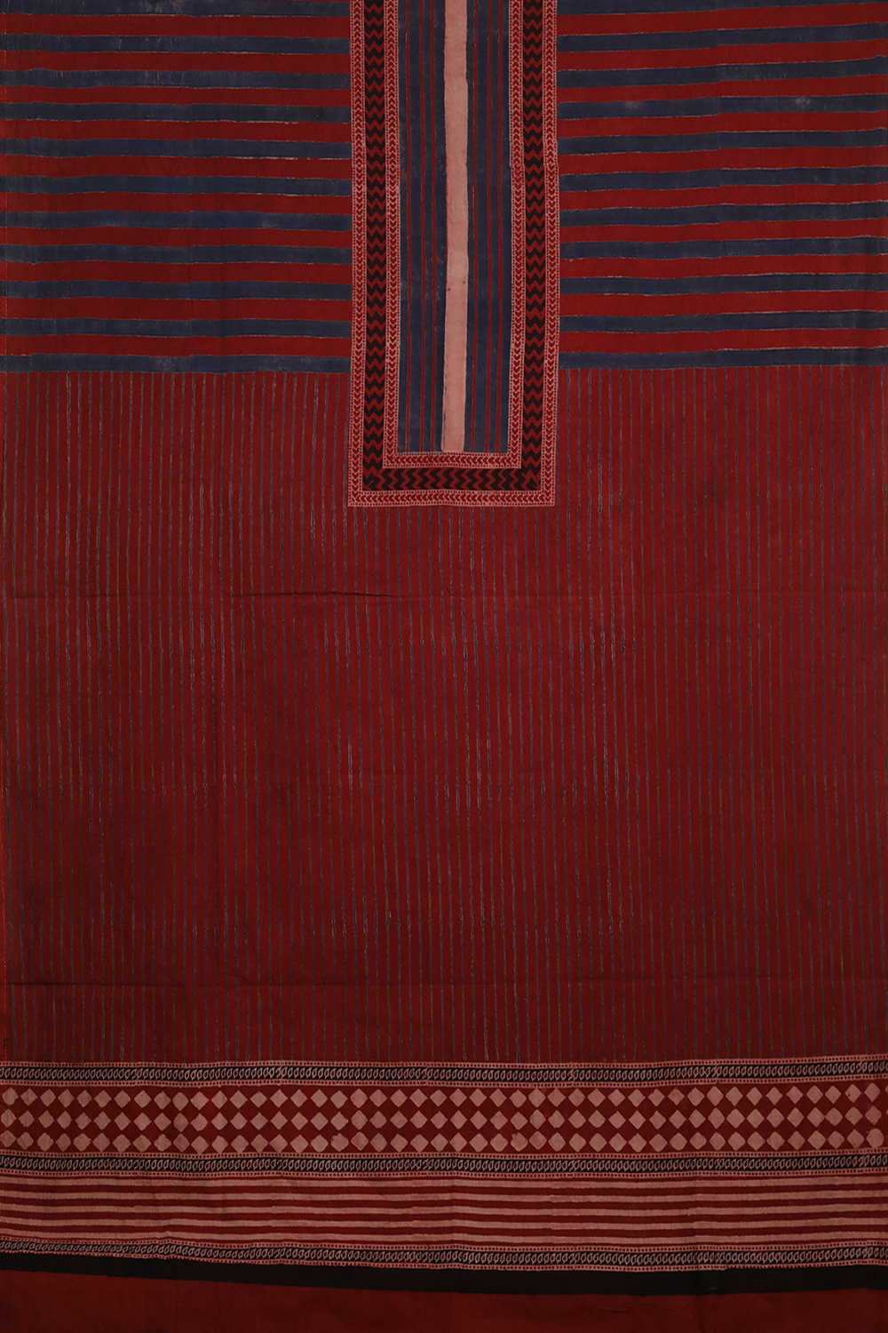 Top & Dupatta - Matkatus 