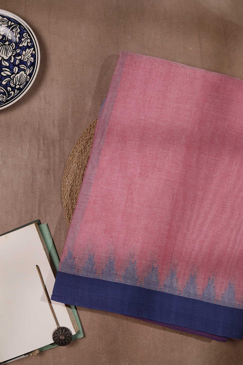 Handwoven Cotton Saree - Matkatus 