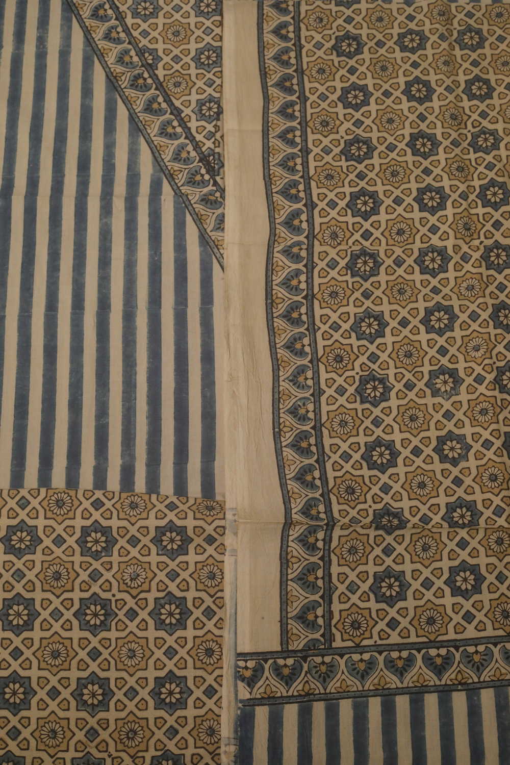 Unstitched Suits - Matkatus 