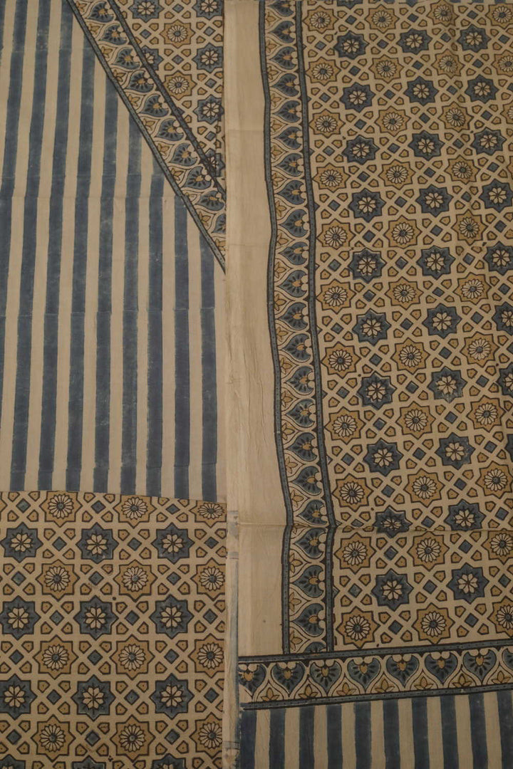 Unstitched Suits - Matkatus 