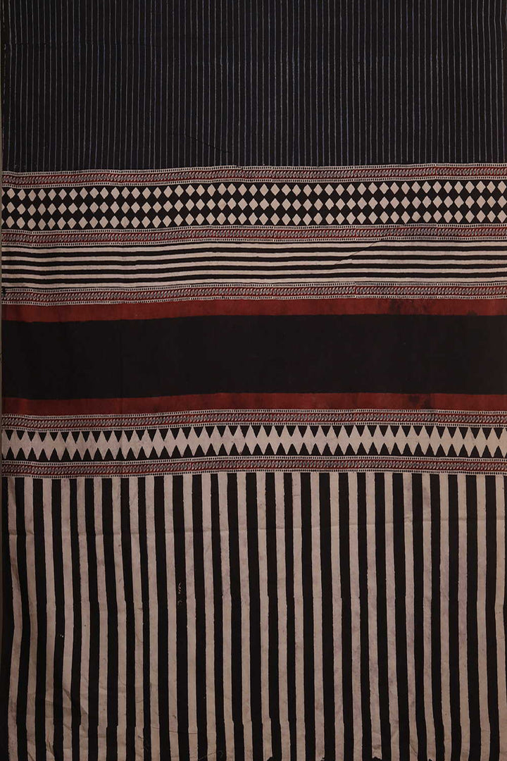 Ajrak Suits - Matkatus 
