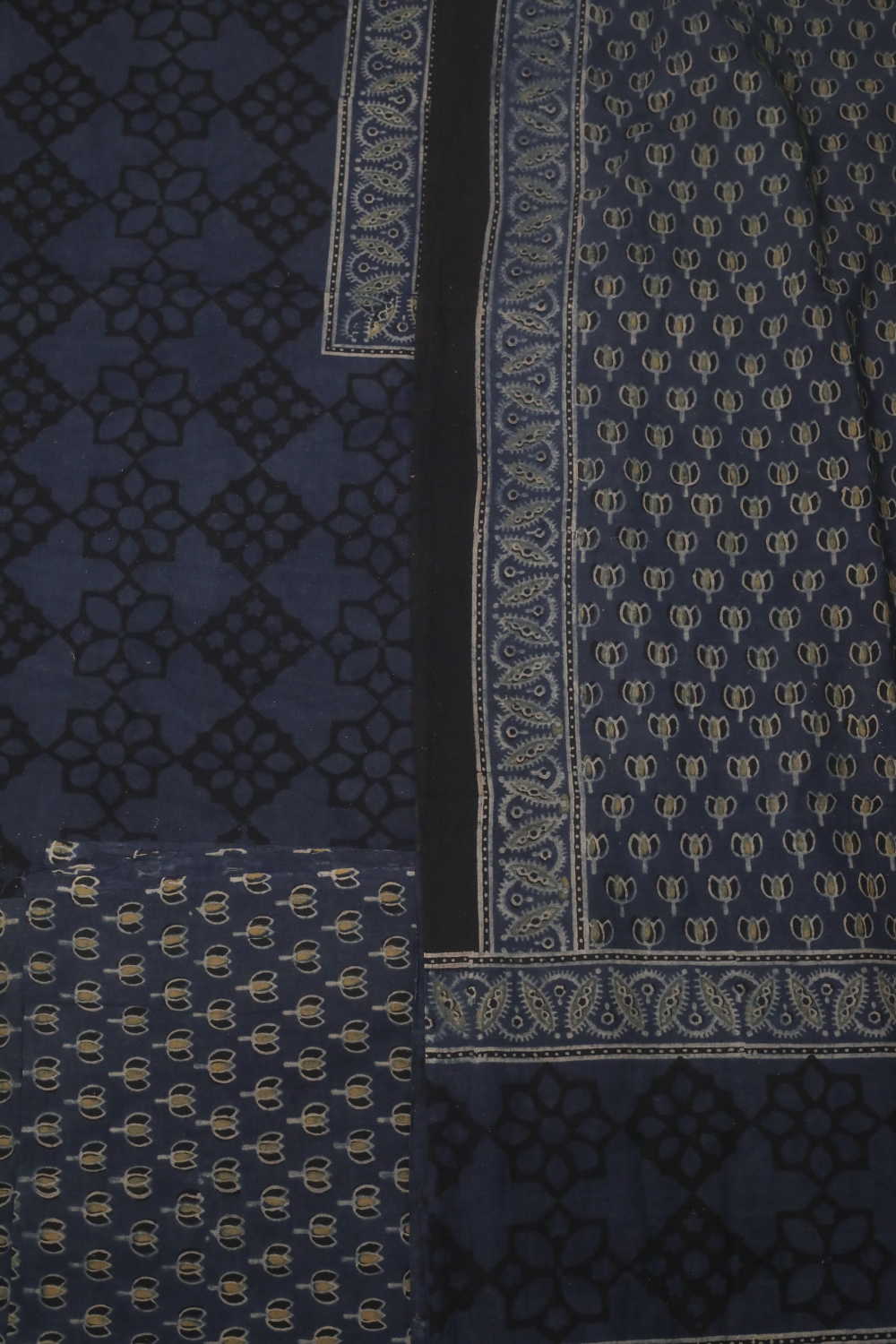 Unstitched Suits - Matkatus 
