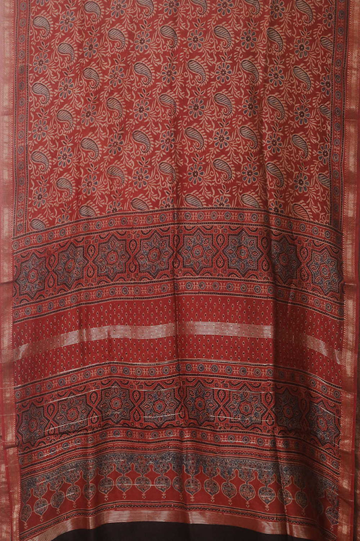 Ajrak Sarees - Matkatus 