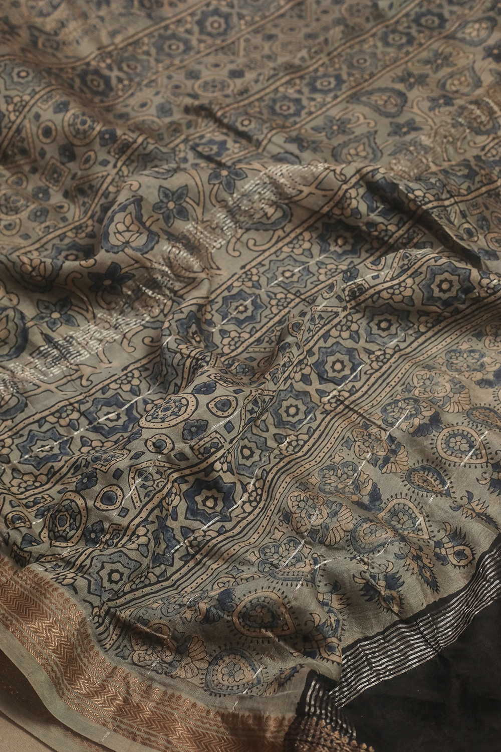 Sarees - Matkatus 