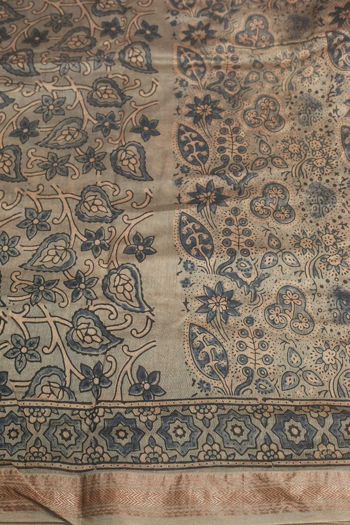 Ajrak Sarees - Matkatus 