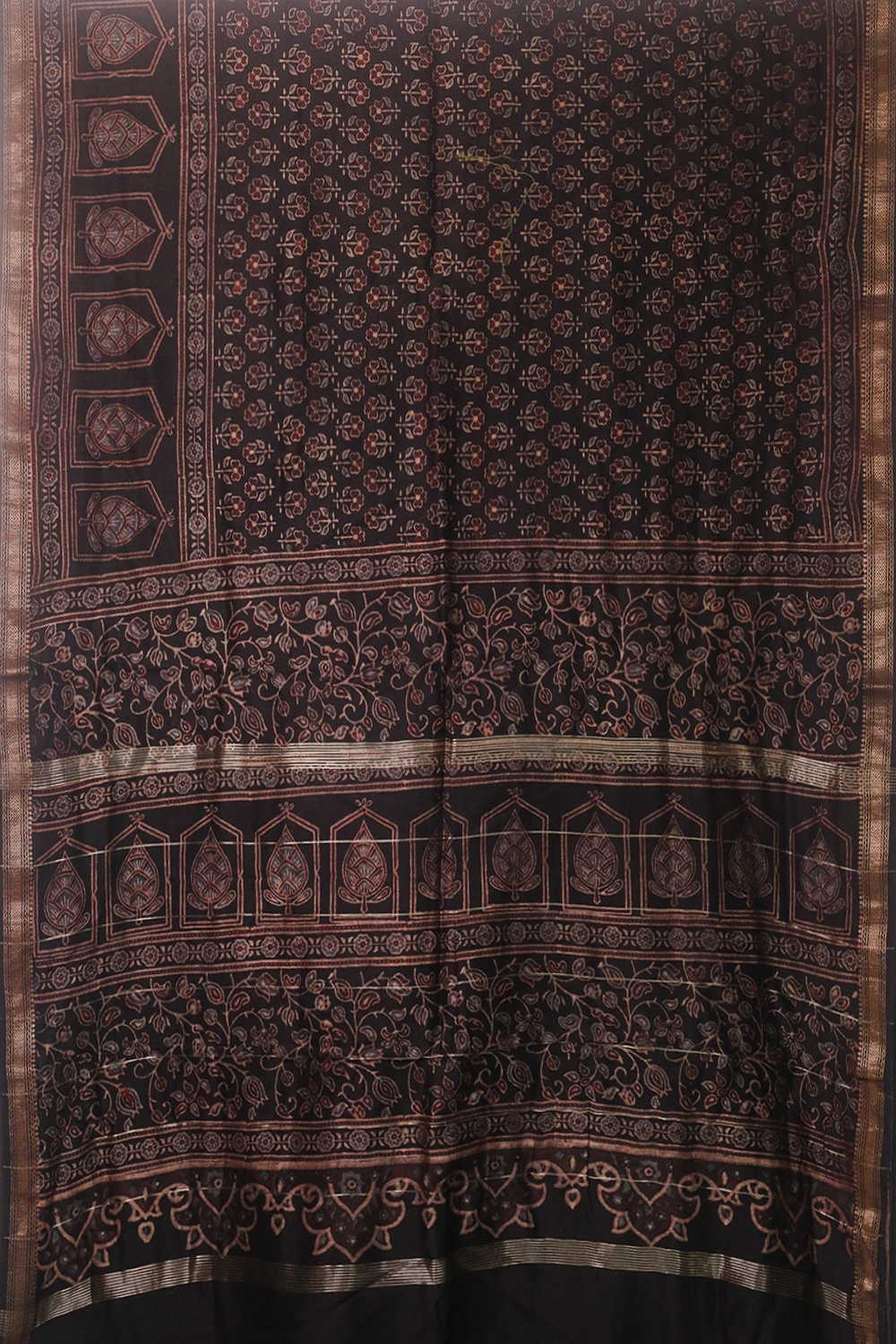 Sarees - Matkatus 
