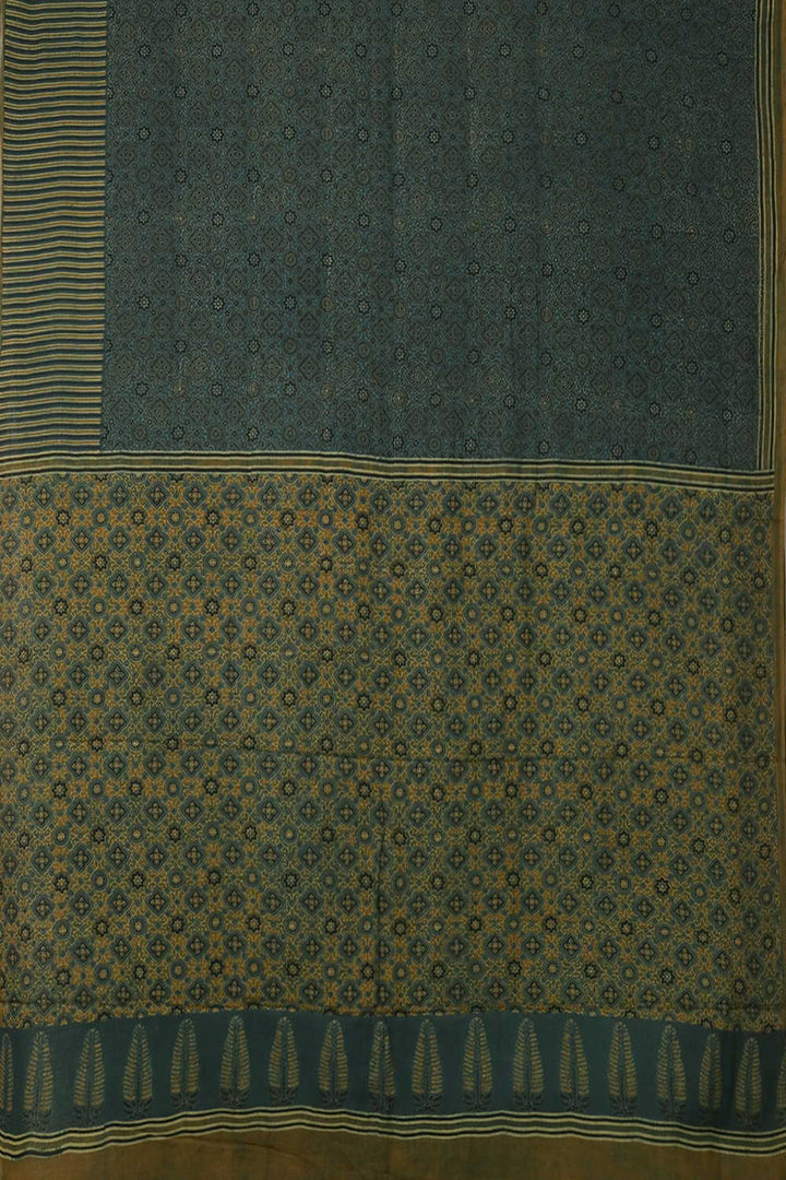 Sarees - Matkatus 