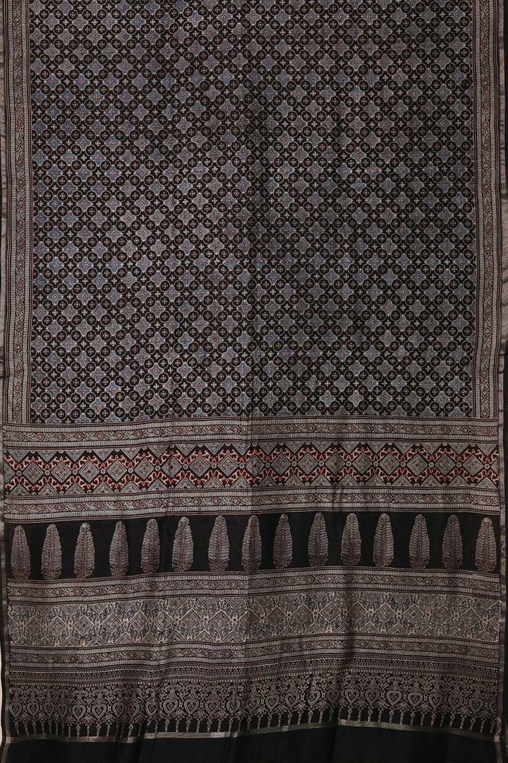 Ajrak Sarees - Matkatus 