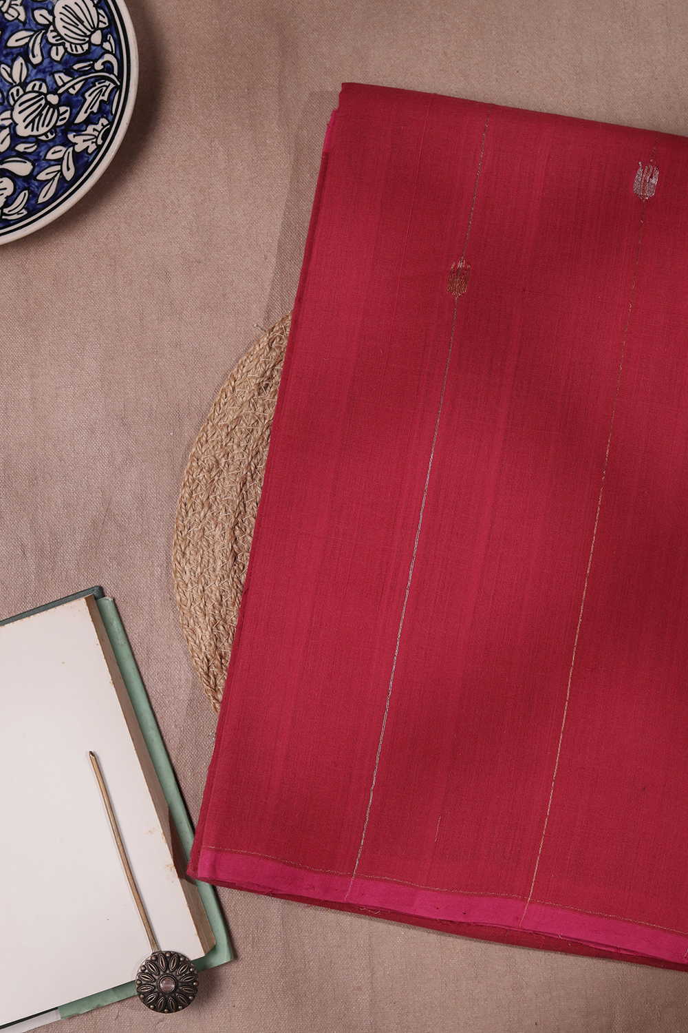 Handwoven Cotton Saree - Matkatus 
