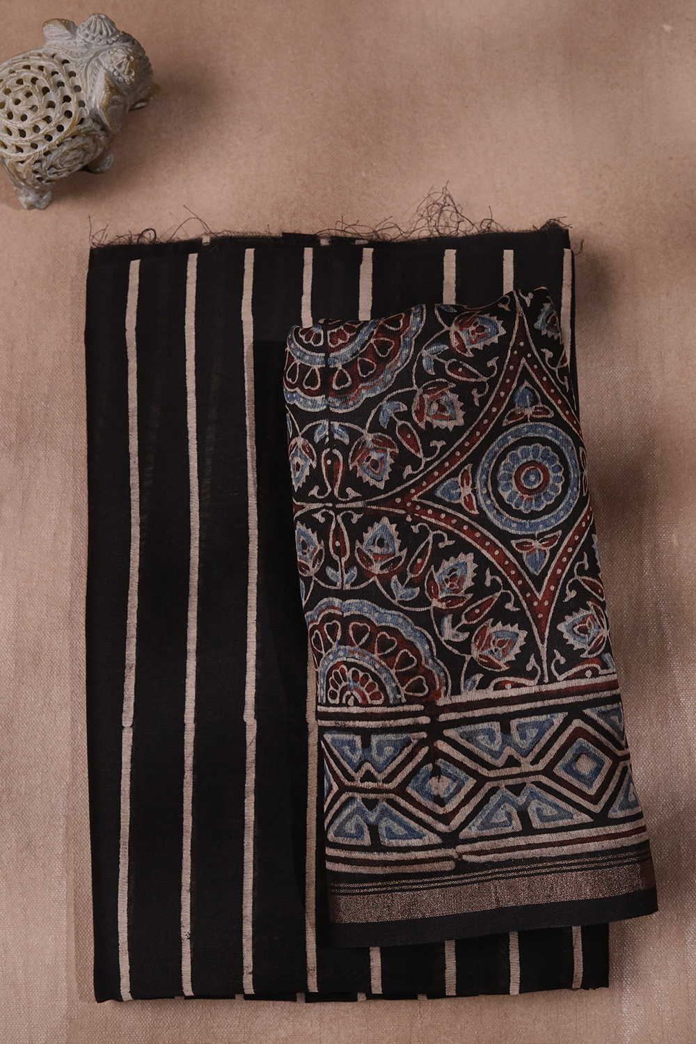 Top & Dupatta - Matkatus 