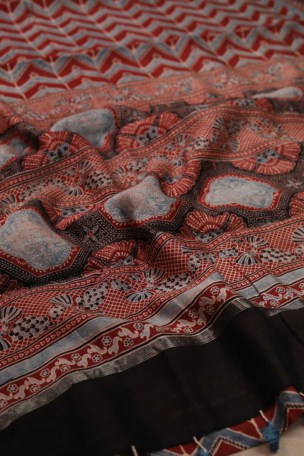 Sarees - Matkatus