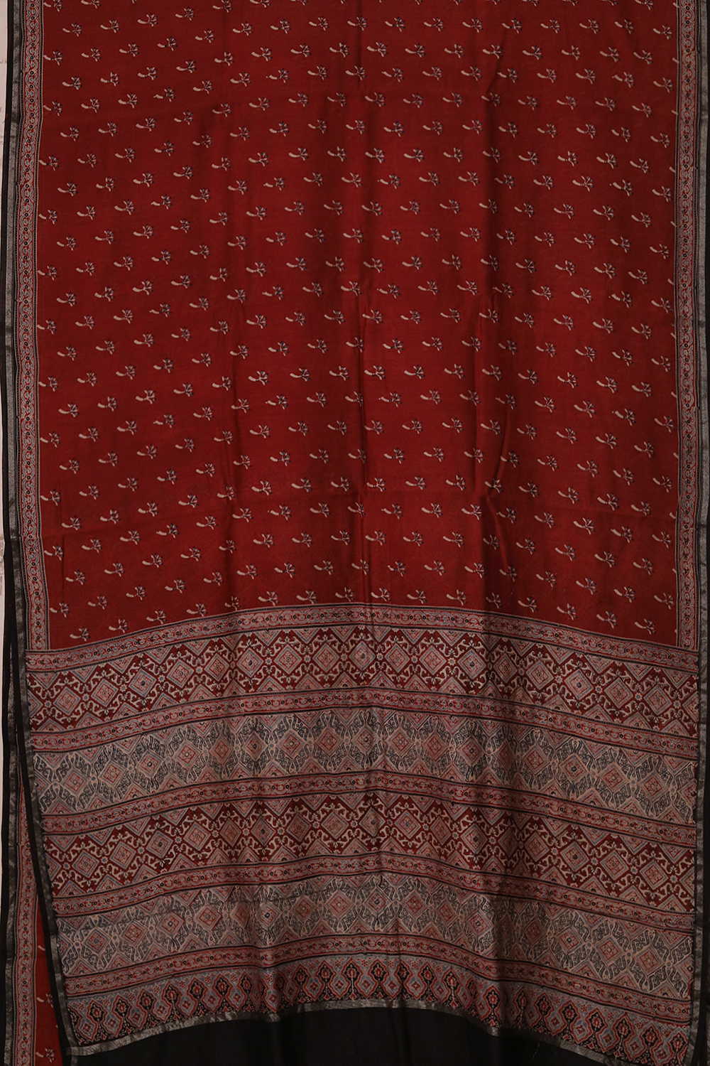 Ajrak Sarees - Matkatus 