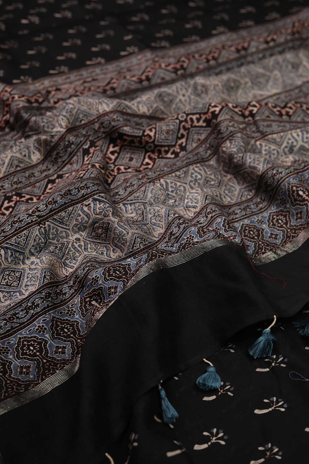 Sarees - Matkatus