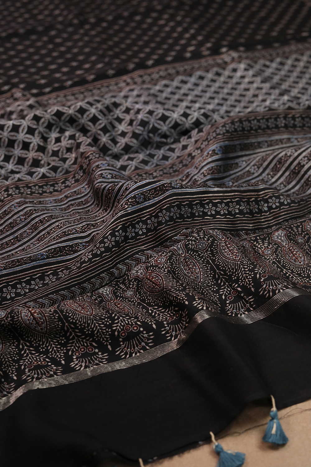Sarees - Matkatus