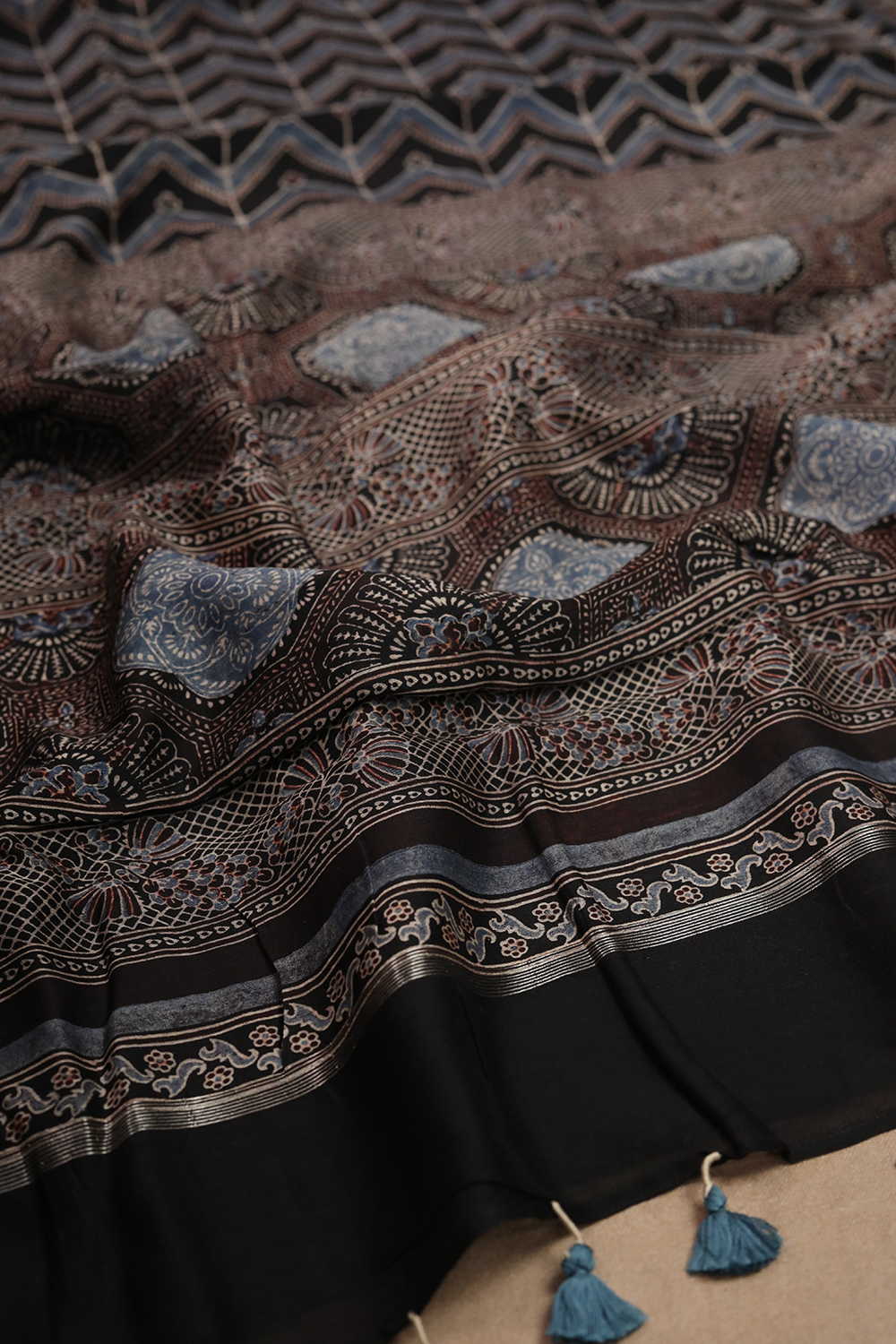Sarees - Matkatus