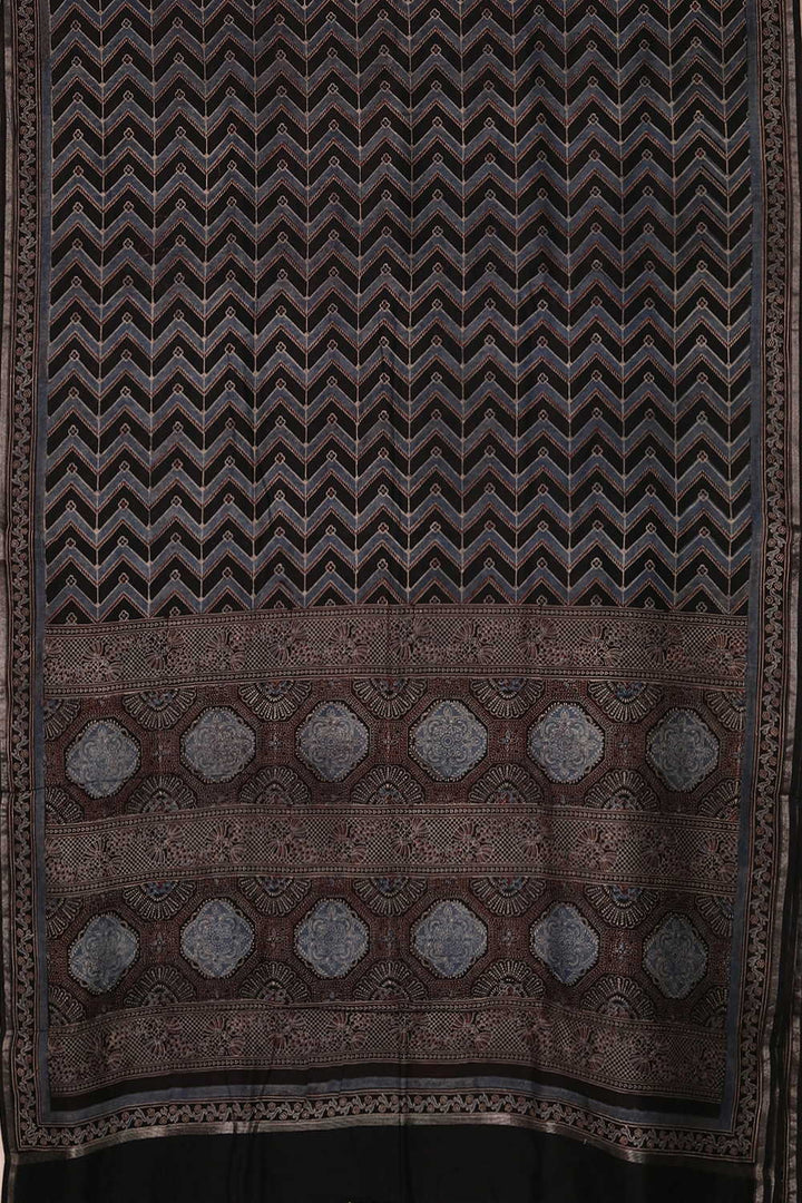Ajrak Sarees - Matkatus 