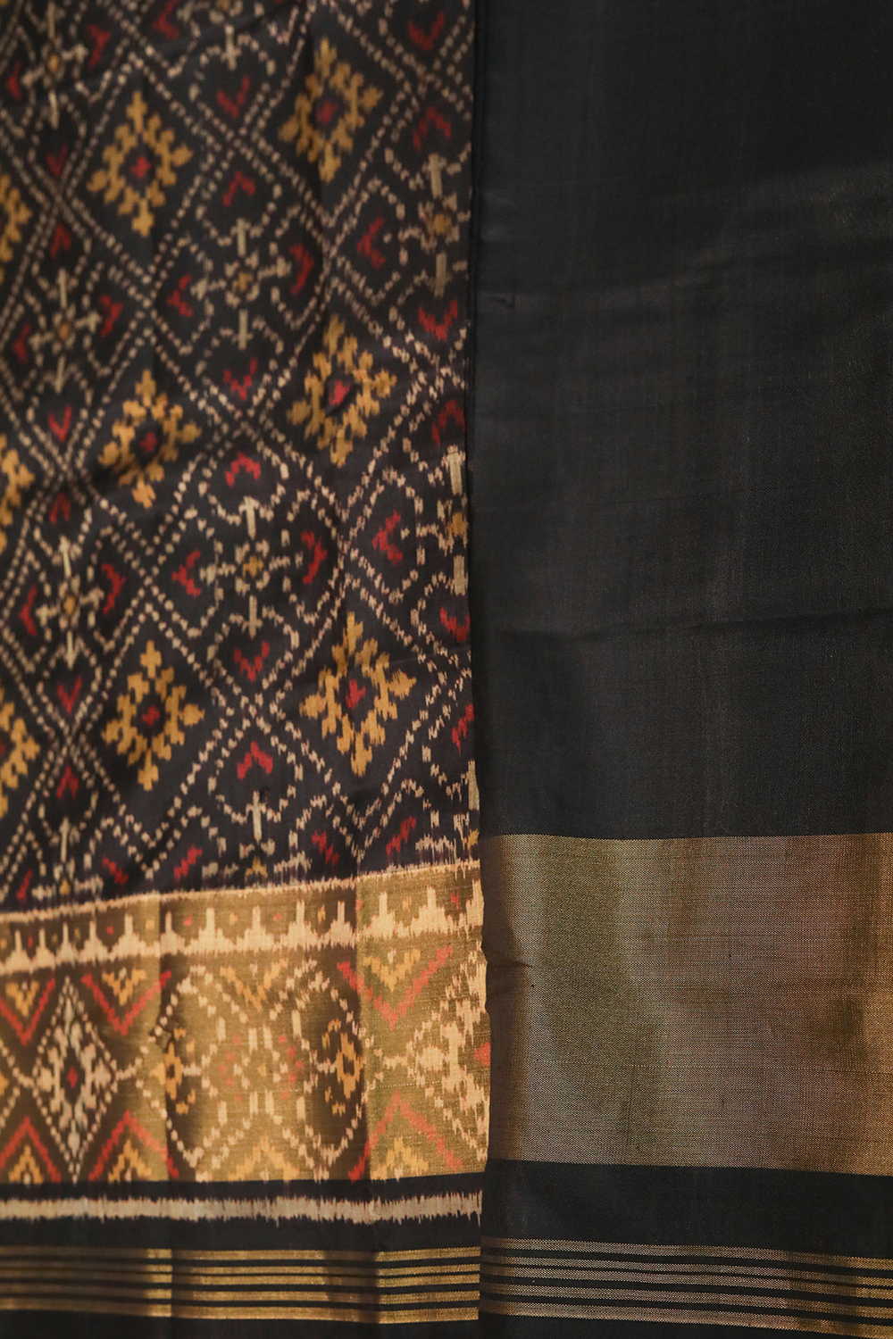 Ikat Silk Sarees - Matkatus 