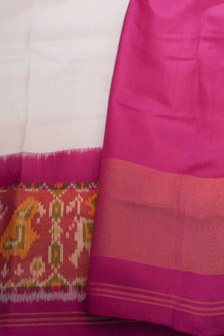 Sarees - Matkatus 
