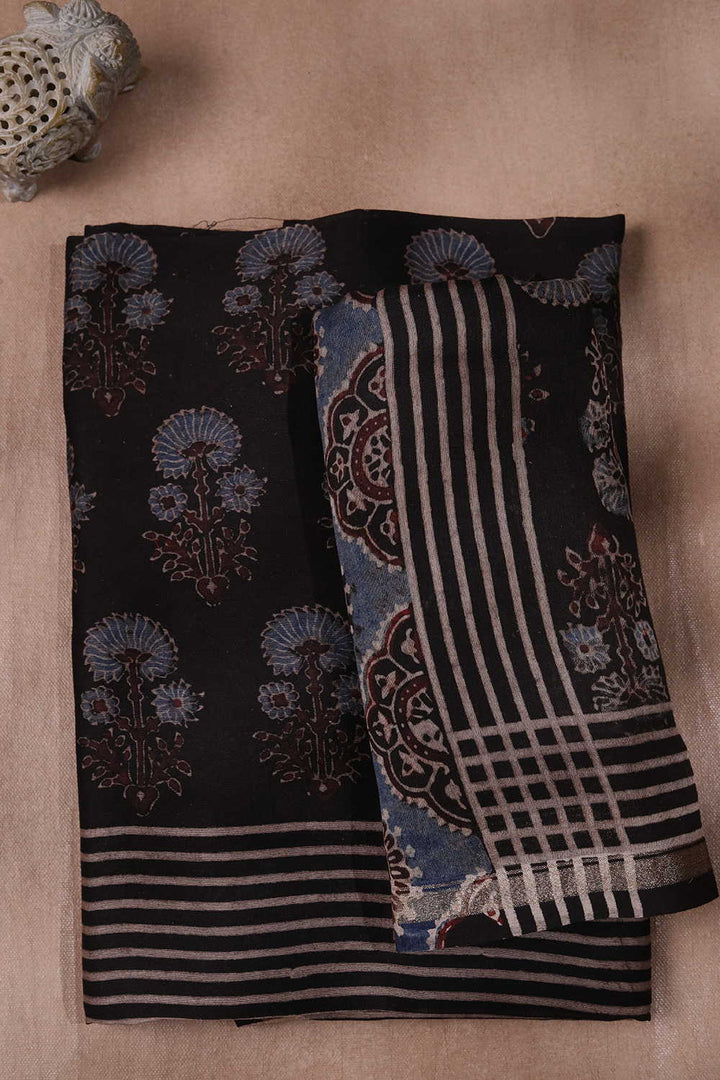 Ajrak Suits - Matkatus 