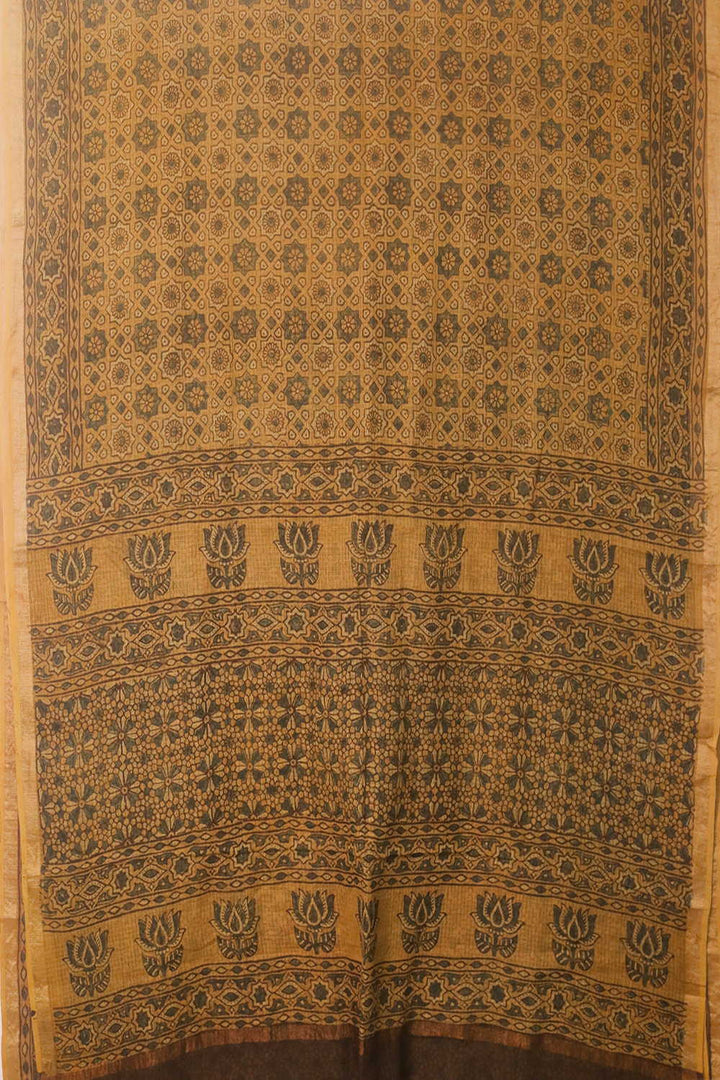 Ajrak Sarees - Matkatus 