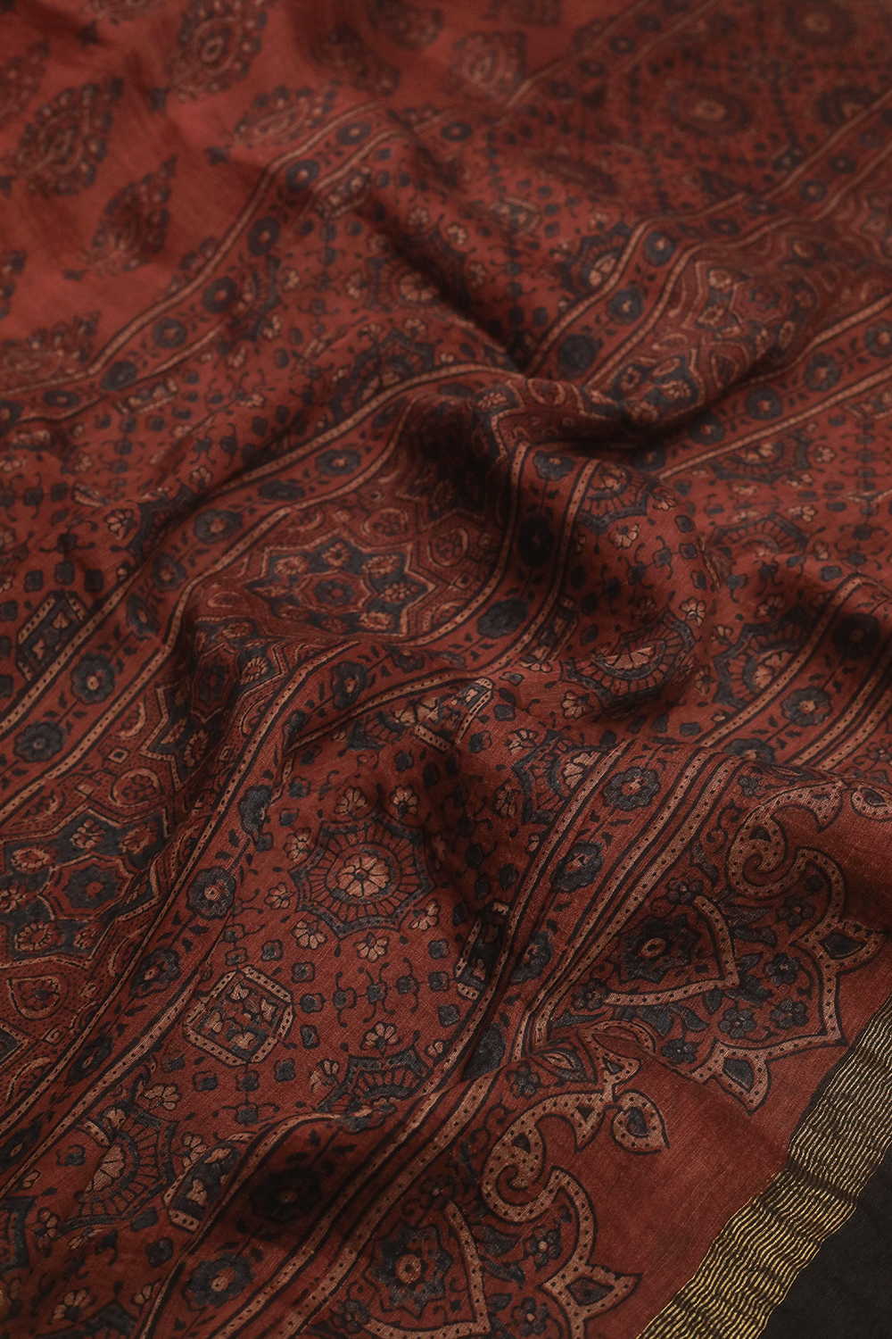 Sarees - Matkatus 