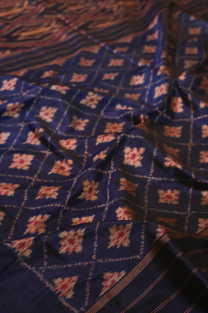 Ikat Silk Sarees - Matkatus 