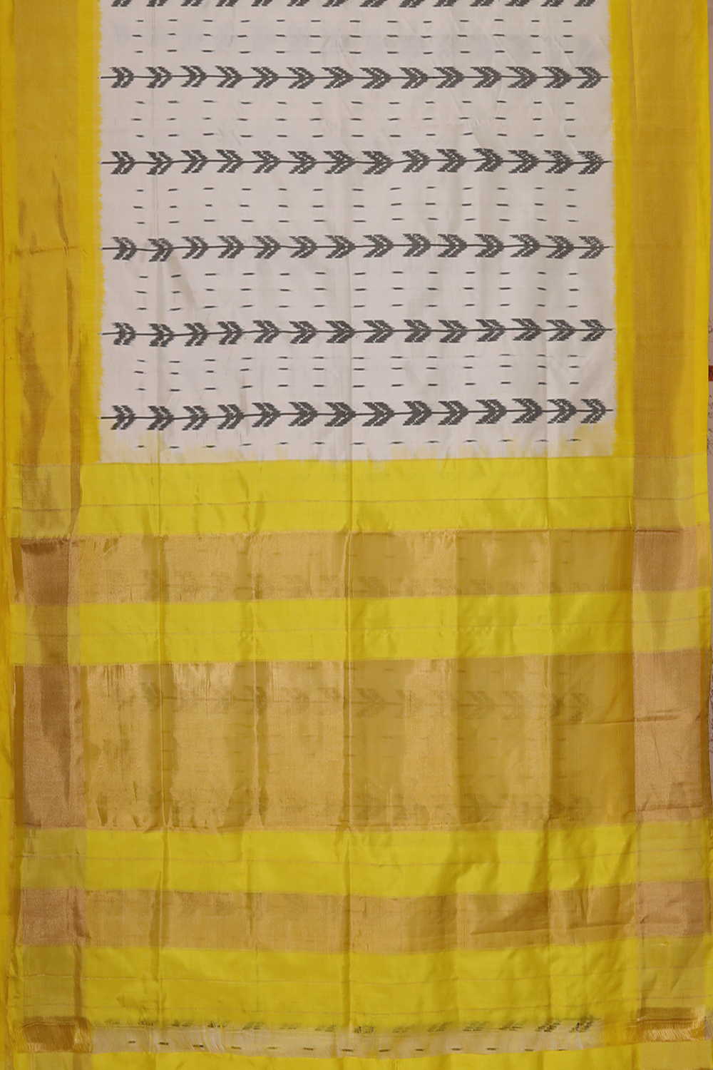 Sarees - Matkatus 