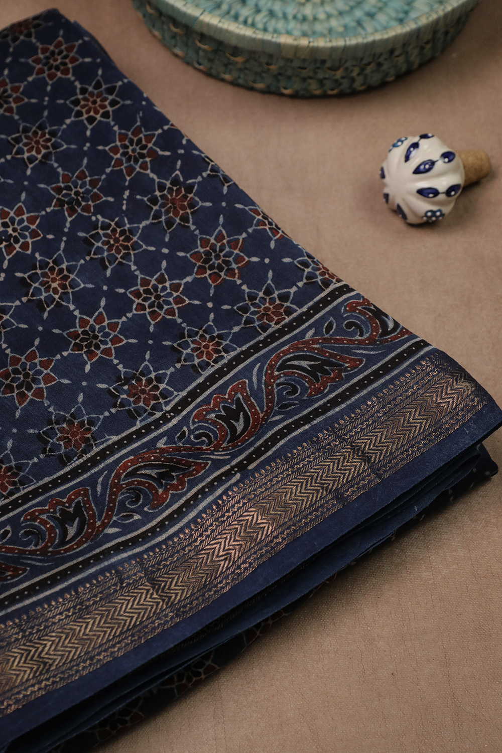 Ajrak Saree - Matkatus 