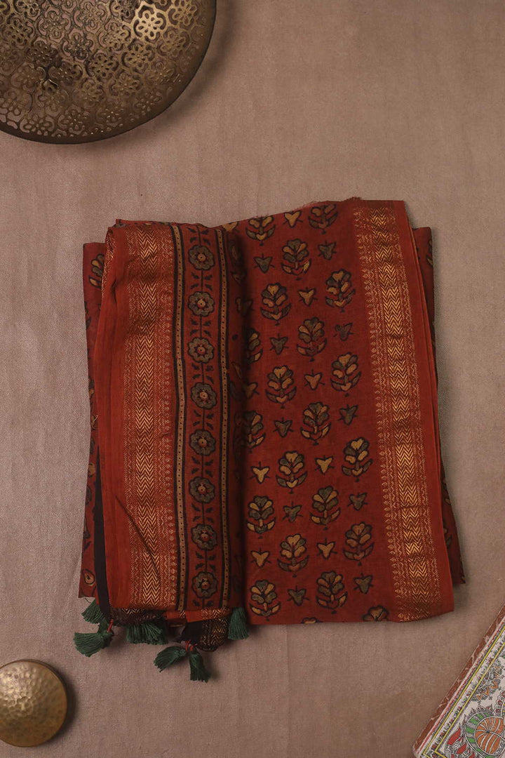 Ajrak Suits - Matkatus 