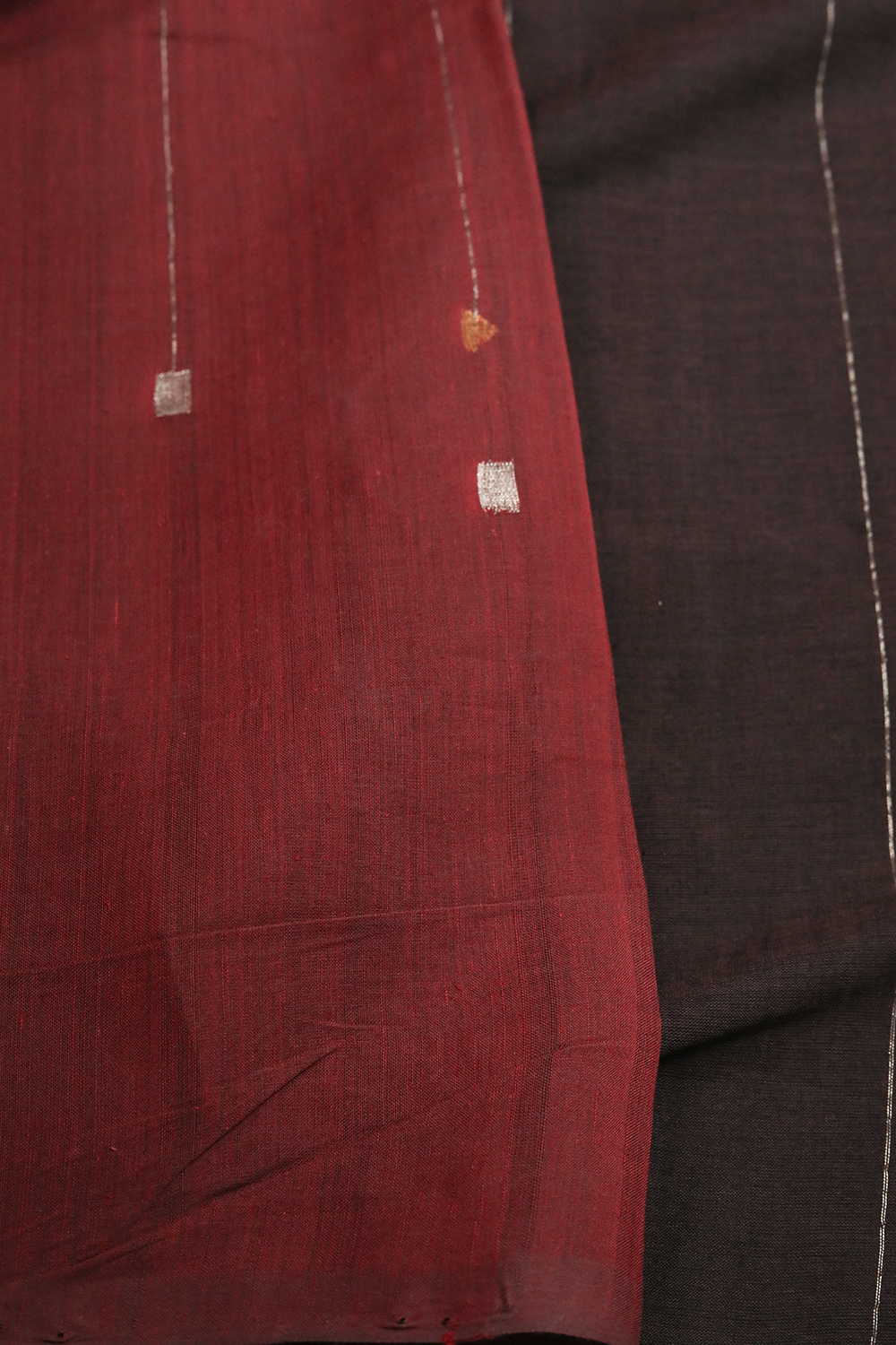 Handwoven Cotton Saree - Matkatus 