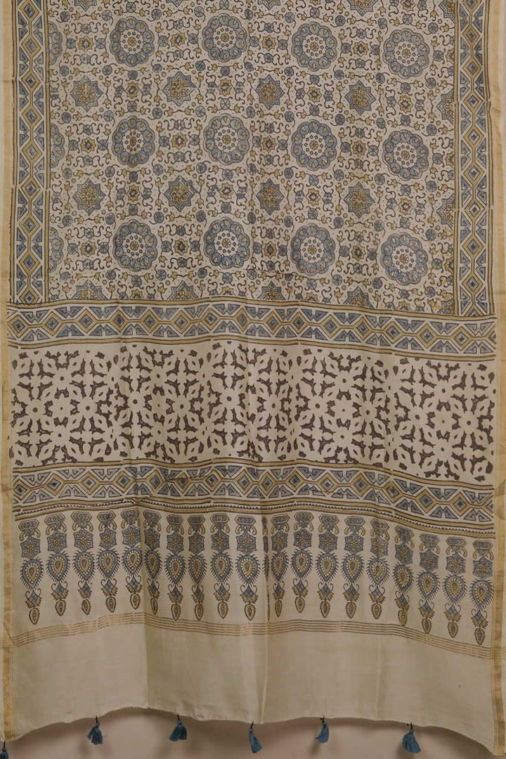 Top & Dupatta - Matkatus 