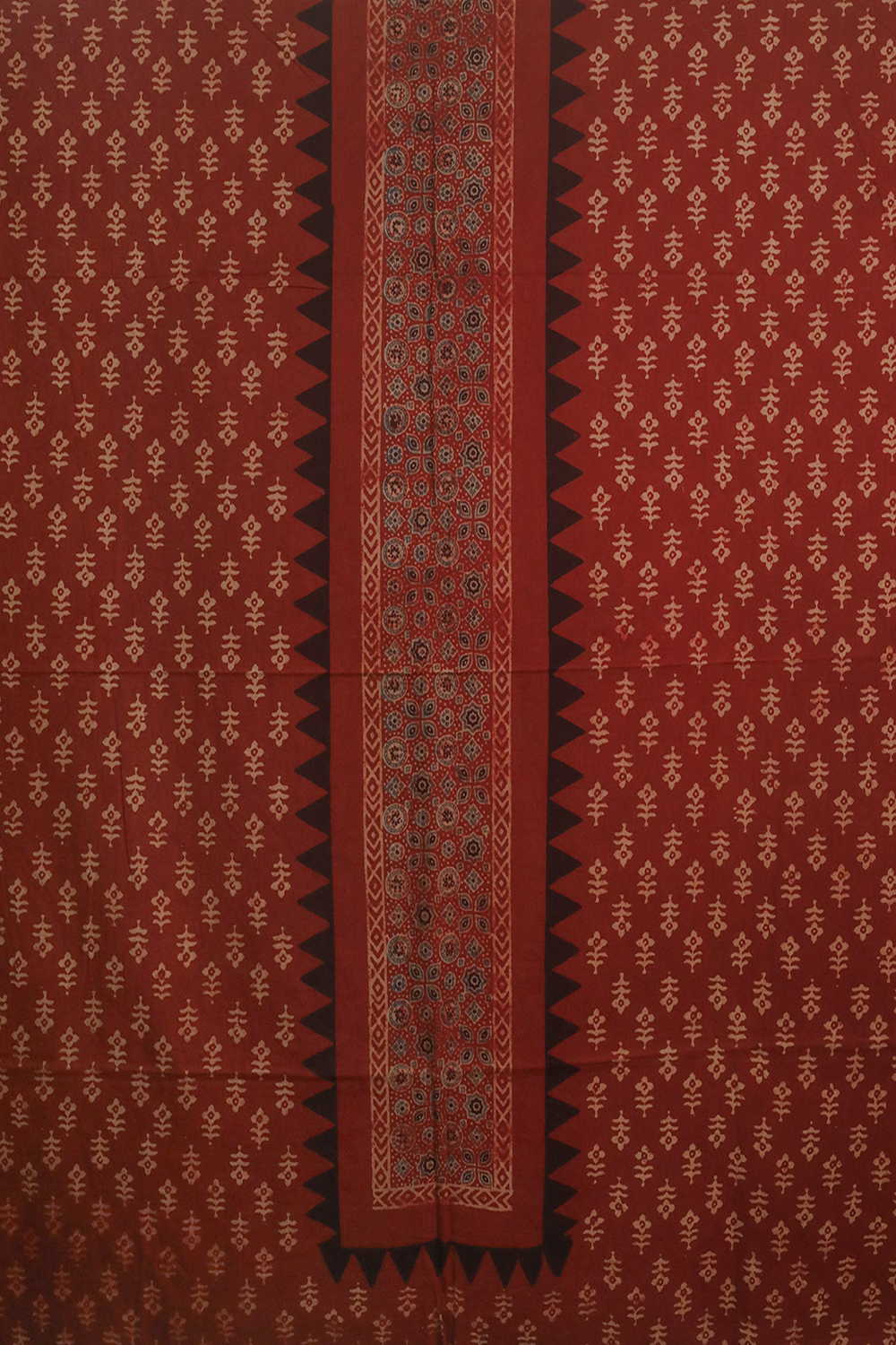 Unstitched Suits - Matkatus 