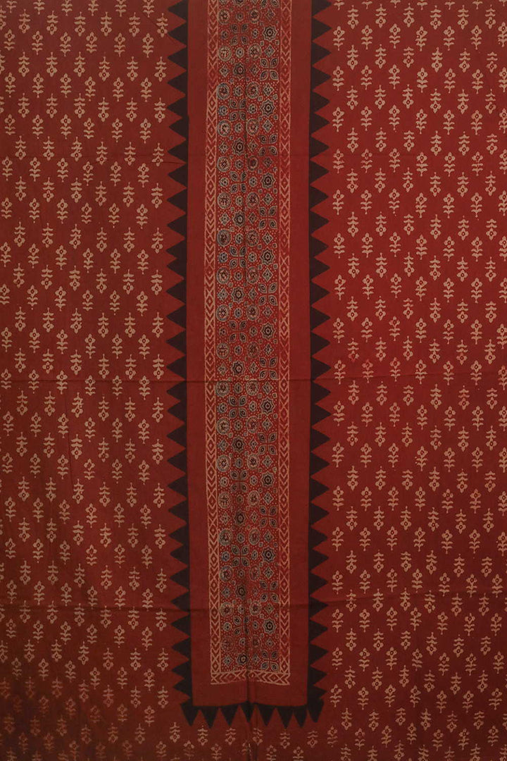 Unstitched Suits - Matkatus 