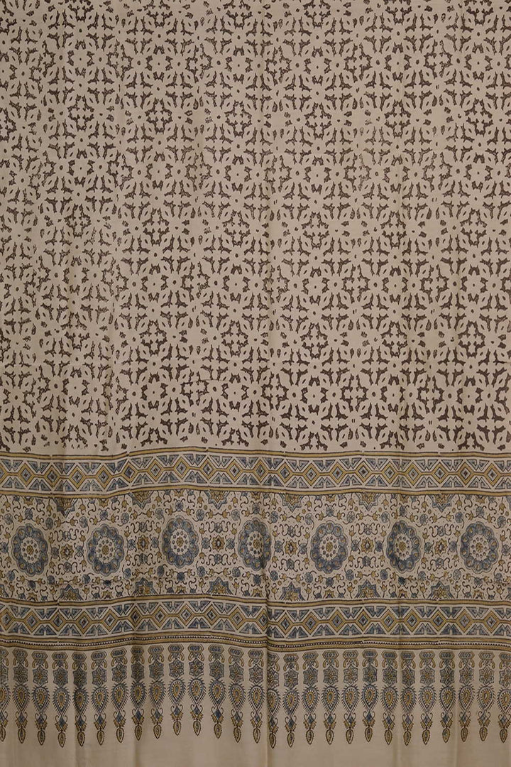Ajrak Suits - Matkatus 