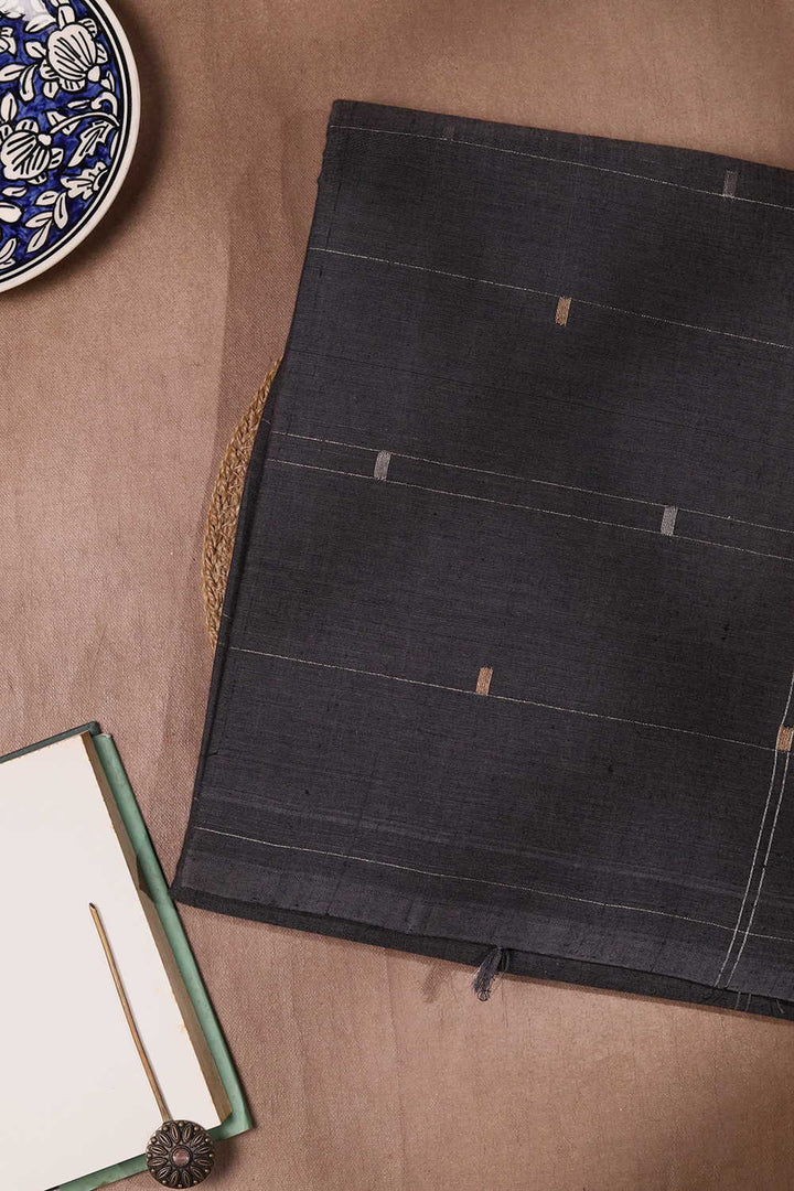 Handwoven Cotton Saree - Matkatus 