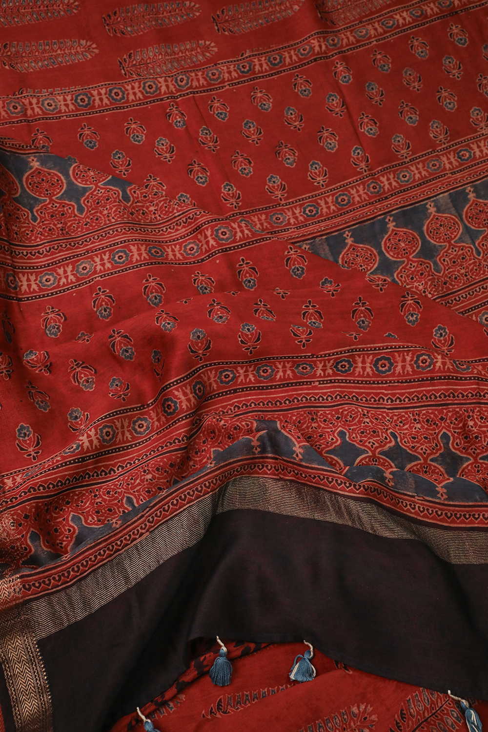 Ajrak Saree - Matkatus 