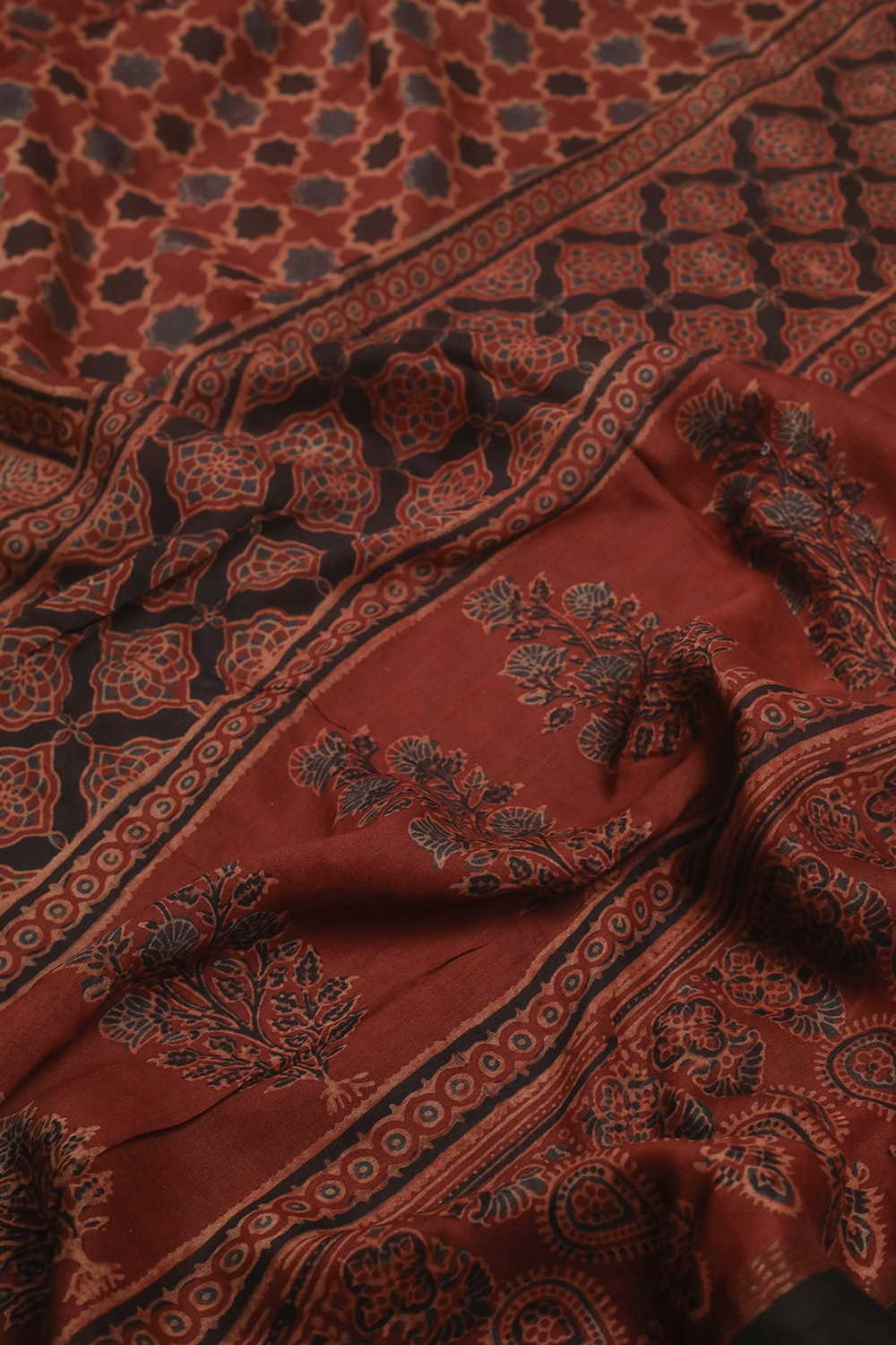 Block Printed Sarees - Matkatus 