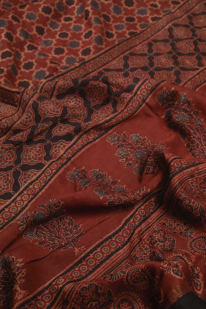 Block Printed Sarees - Matkatus 