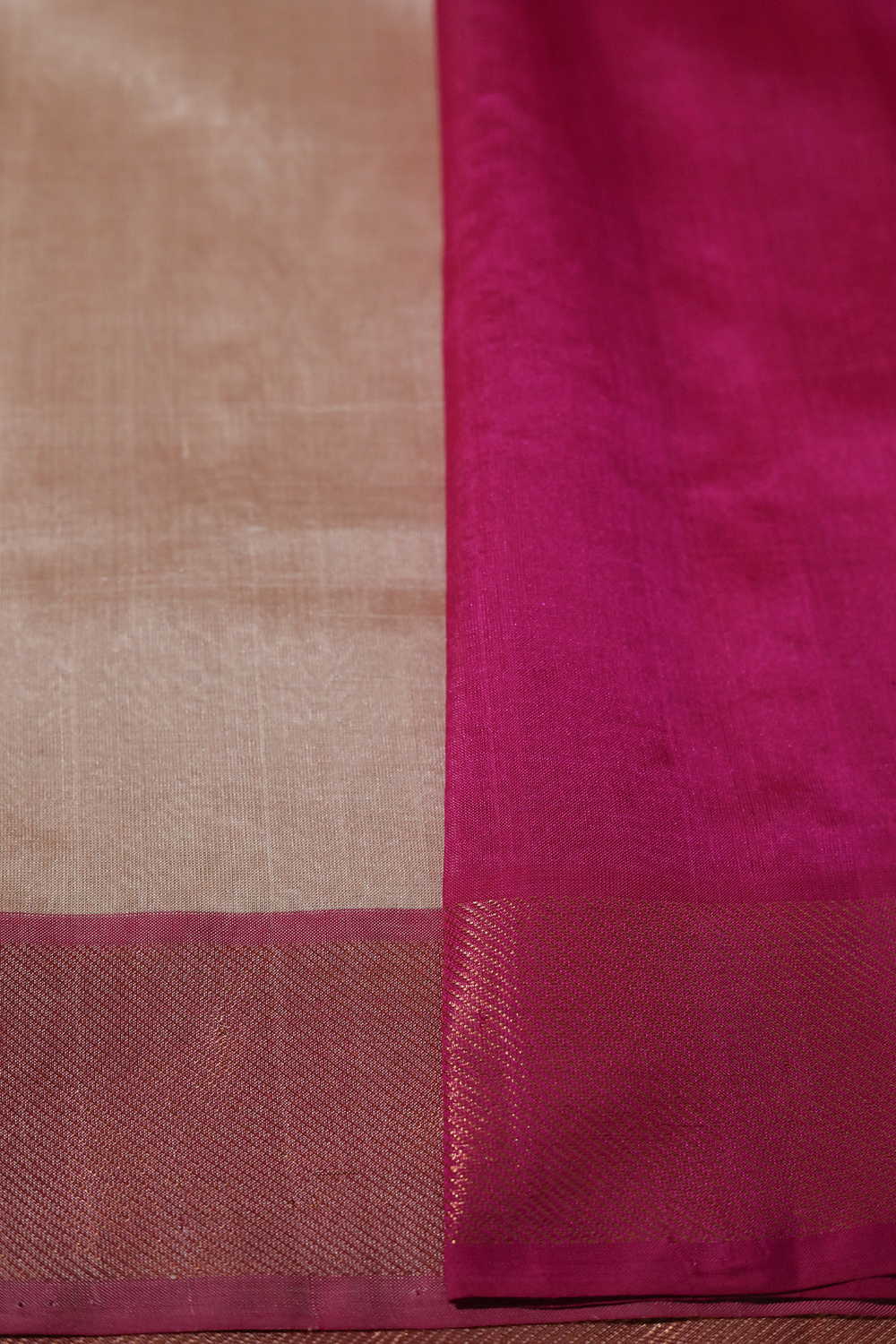 Sarees - Matkatus 