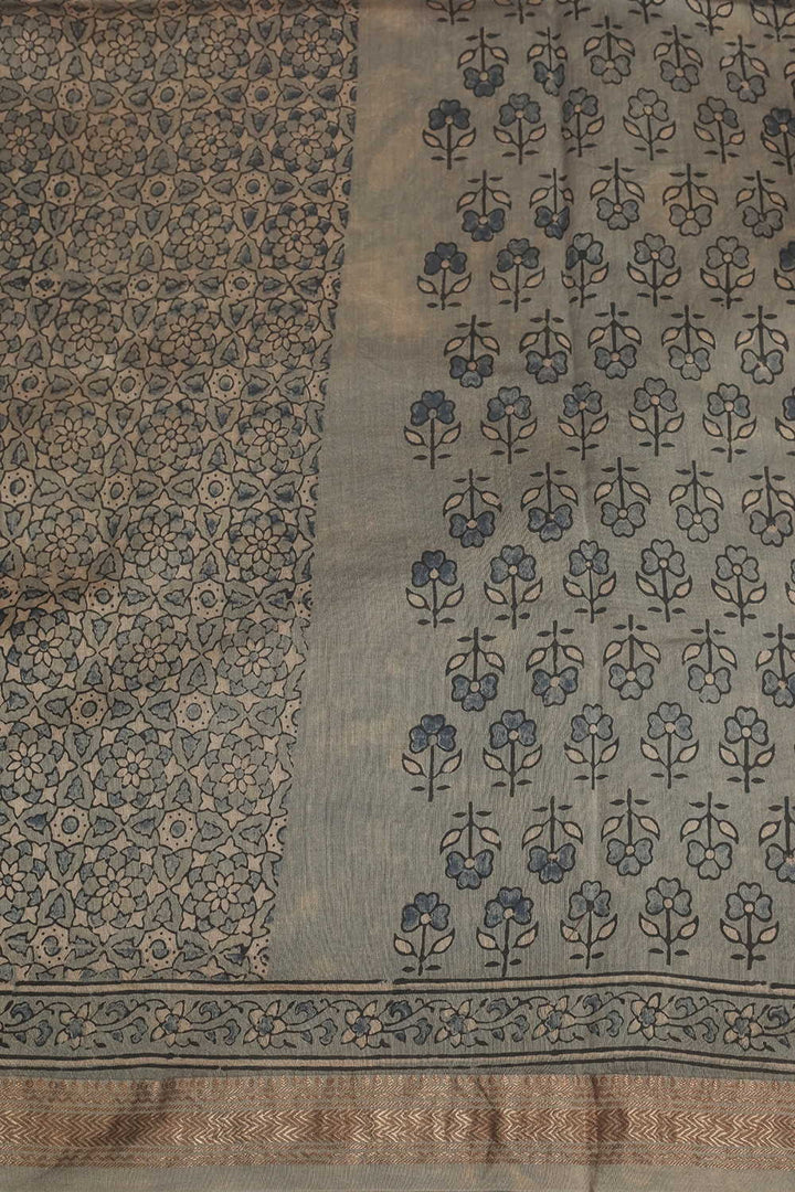 Sarees - Matkatus 